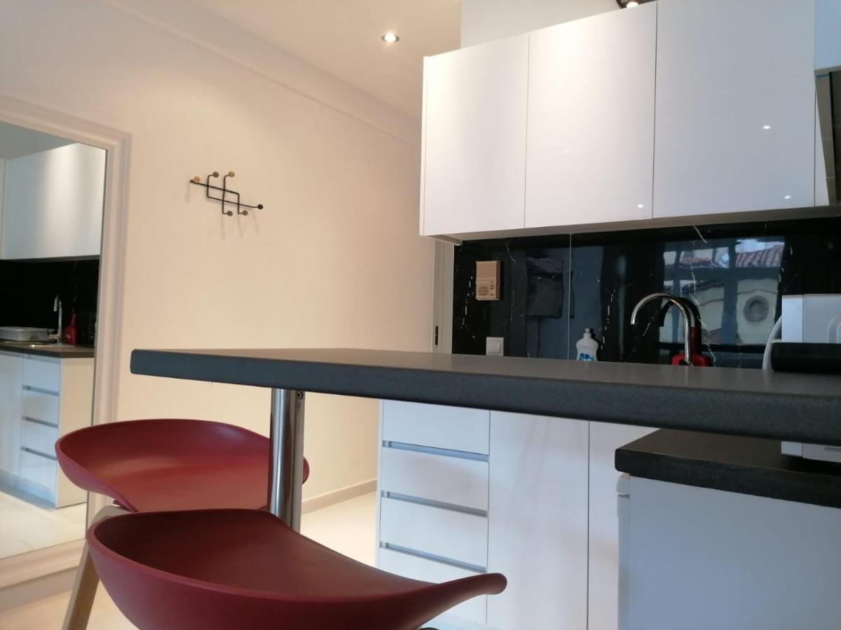 Syntagma Nest Apartment Atenas Exterior foto